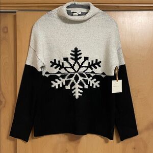 NWT Christian Siriano Black and White/Cream Snowflake Turtleneck Sweater Medium